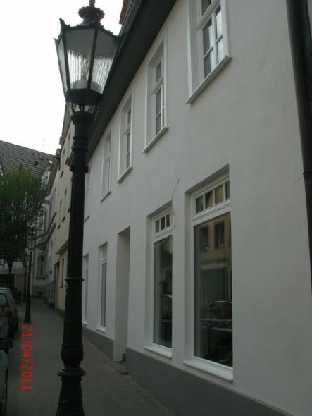 Fenster zur Straße